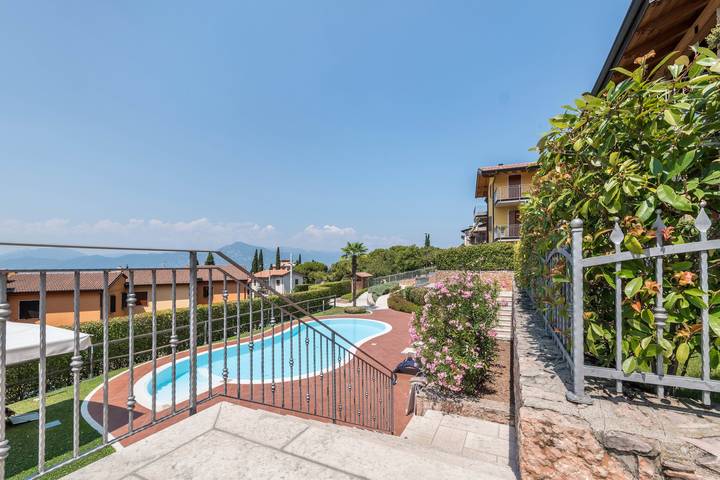 Gîte pour 4 personnes, avec bassin pour enfant ainsi que jardin et jacuzzi, animaux acceptés à San Zeno di Montagna - 3