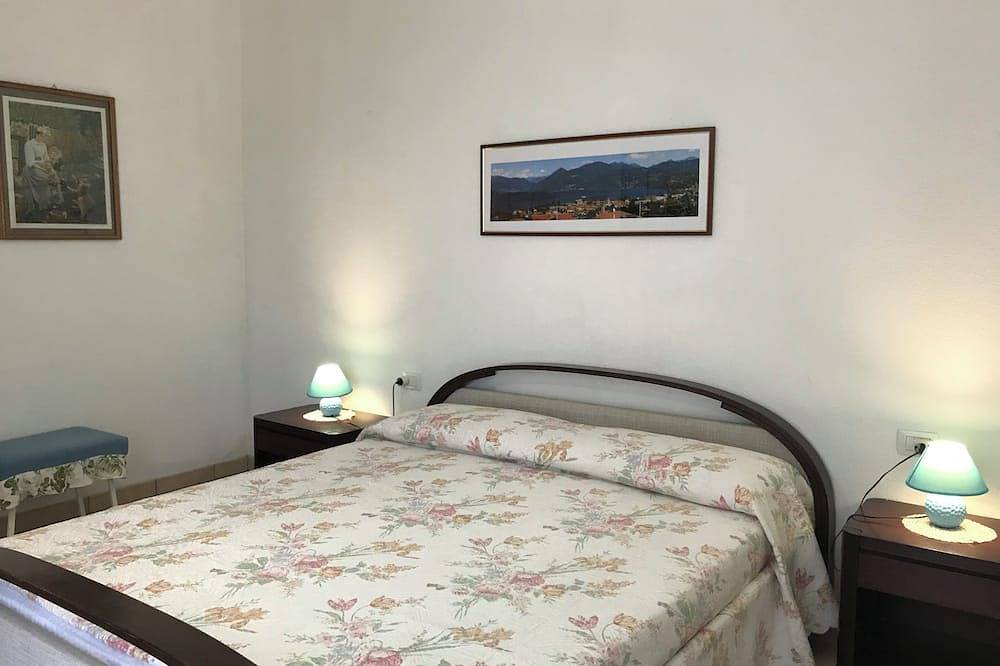 Entire apartment, Residential Flat On Lake Maggiore Lombardia in Germignaga, Lago Maggiore (Lombardy)