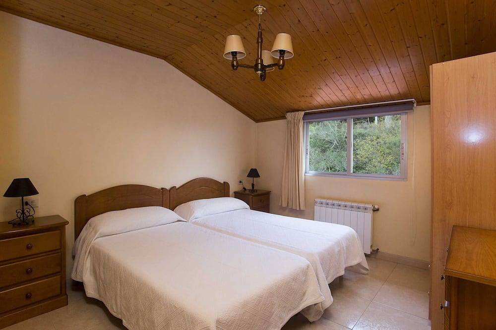 Apartamento entero, Apartamento  con terraza y vistas al mar a 300 metros de la playa in Bueu, Rias Baixas