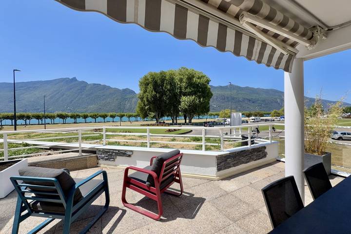 Appartement entier, Esplanade du Lac, T2 parking terrasse in Aix-les-Bains, Région de Chambéry