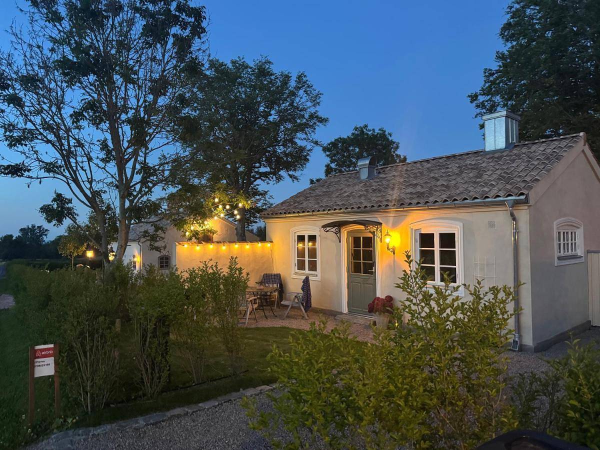 Newly Built Guesthouse Near Coast & Golf in Bastad, Bjärehalvön