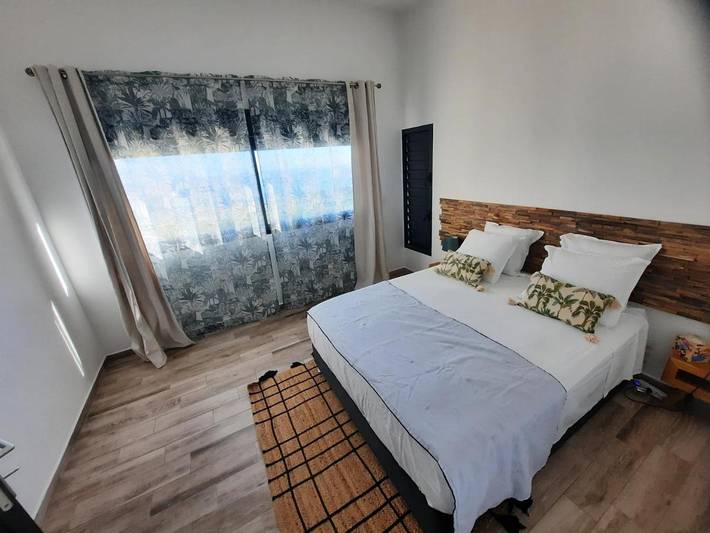 Location de vacances pour 2 personnes, avec piscine ainsi que terrasse et jacuzzi à Petite-Île - 4