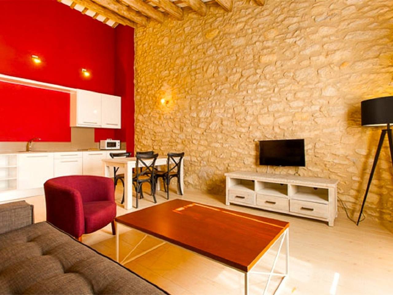 Ganze Wohnung, Gemütliche Wohnung in Pals, Stadtzentrum, für 6 Personen in Pals, Costa Brava
