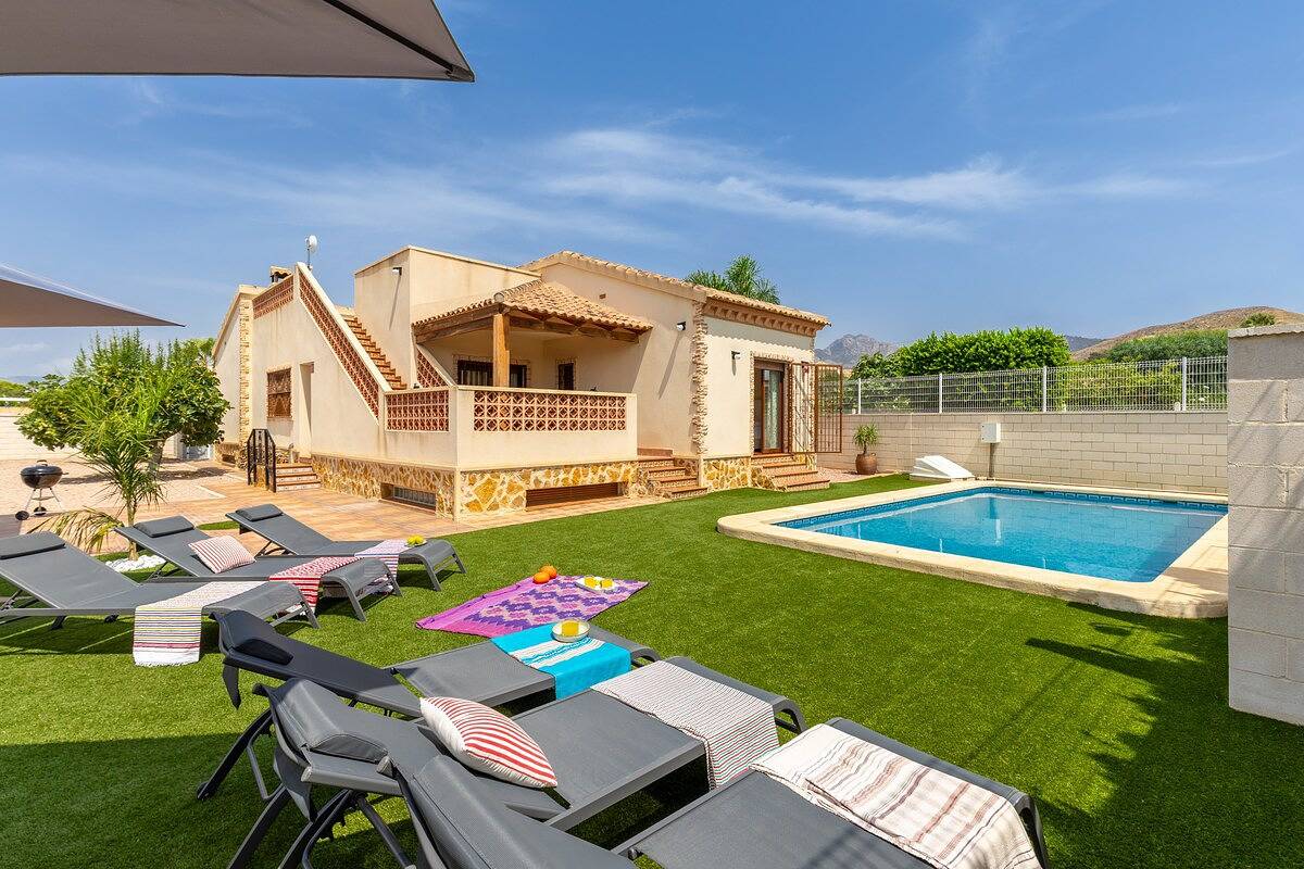 Chalet para 6 personas con jardín in Busot, Costa Blanca