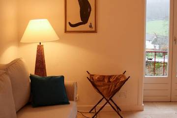 Location de vacances pour 12 personnes, avec jardin à Montagny-sur-Grosne