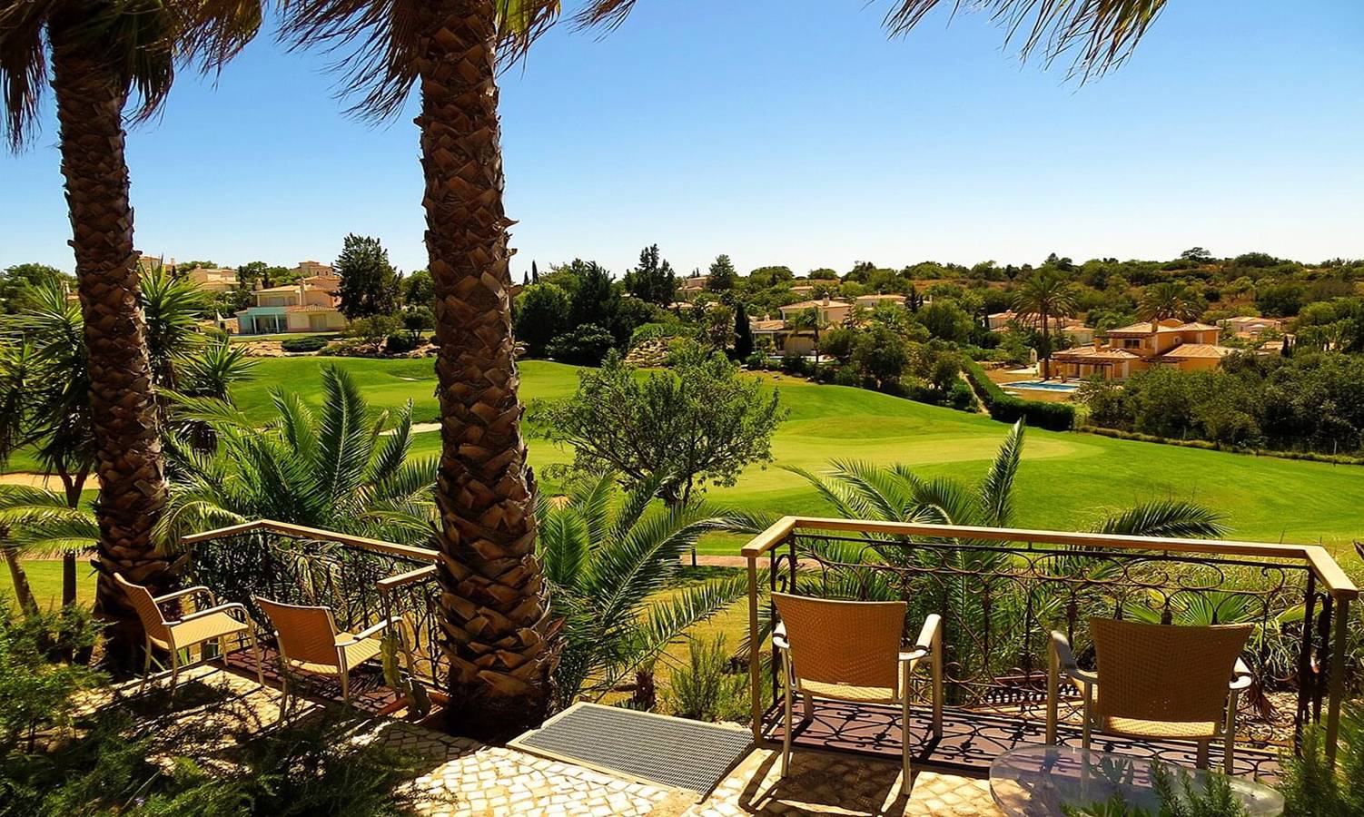 Geräumige Villa in Carvoeiro mit privatem Pool in Estômbar, Lagoa