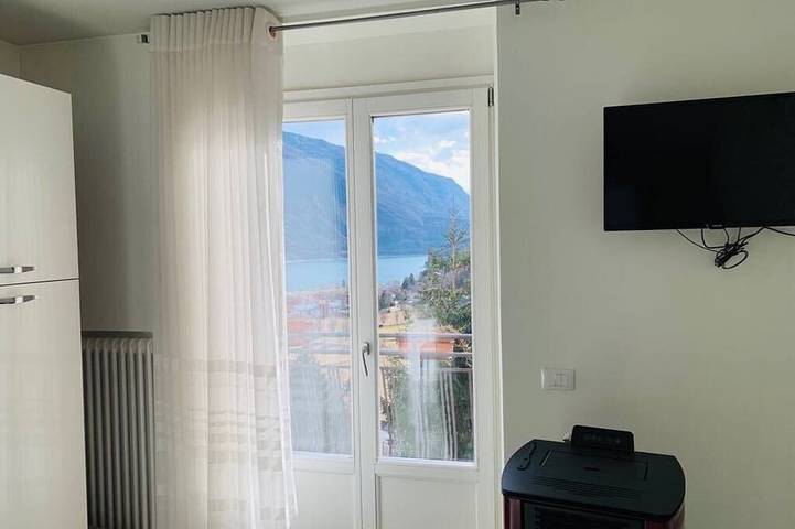 Casa vacanza per 5 persone, con balcone in Molveno