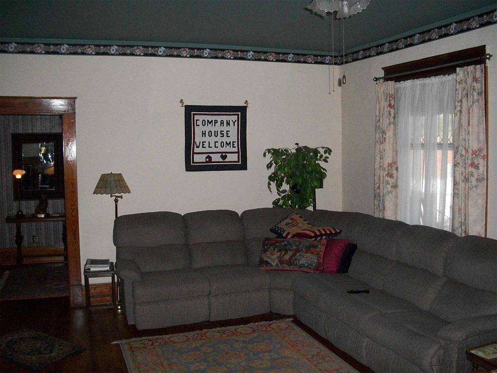 Incredible Historic 6Br 7 Ba Home in Downtown.  in Ducktown, Blue Ridge Mountains