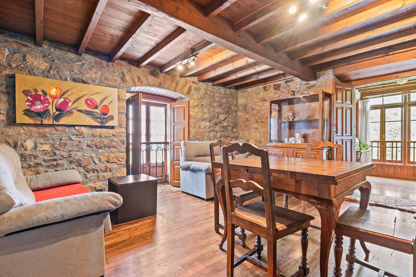 Country House 'La Casona 1' with Mountain View, Private Terrace and Wi-Fi in Courias, Pravia