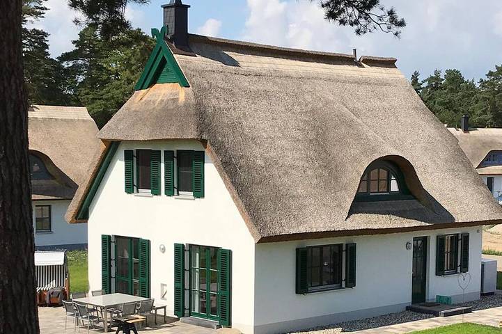 Ferienhaus für 8 Personen, mit Garten und Sauna in Zirchow