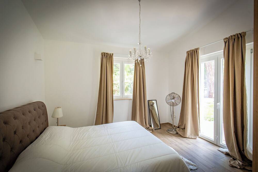 Villa Aura Private Estate: Massive 6000m² Garden with Rome Views in Frascati, Castelli Romani