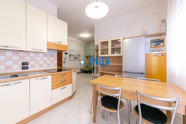 Vacation rental for 4 people, with terrace and pool in Jesolo