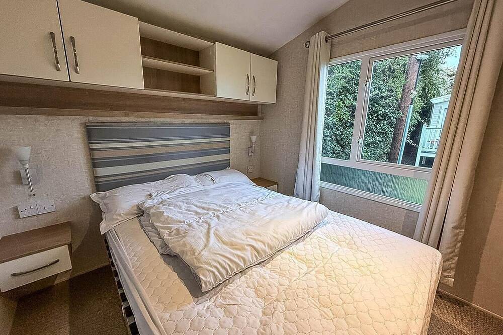Lovely dog friendly caravan for hire at California Cliffs, Norfolk in California (Great Yarmouth), Great Yarmouth