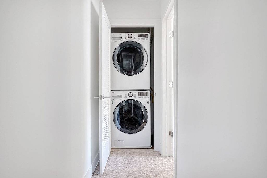 Ganze Wohnung, Airy Menlo Park 2Br w/ Pool, Ball Courts, near Top Schools, by Blueground in Menlo Park, Silicon Valley