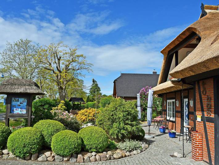 Ferienwohnung für 3 Personen, mit Seeblick und Garten sowie Sauna und Terrasse, kinderfreundlich in Middelhagen - 4