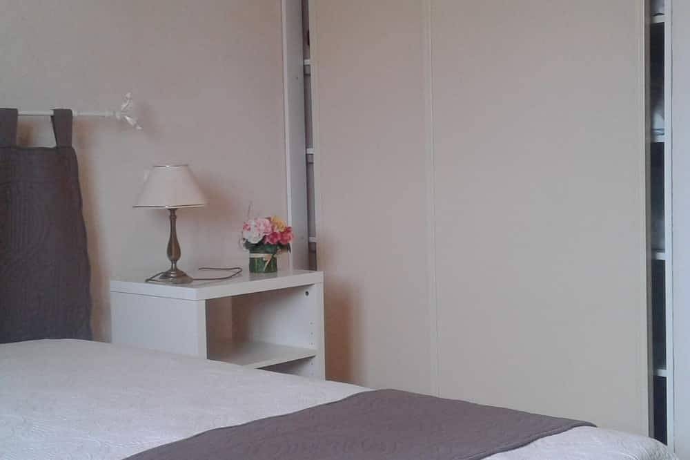 Ganze Wohnung, Schöne Wohnung in Villa in Monticello, Calvi und Umgebung