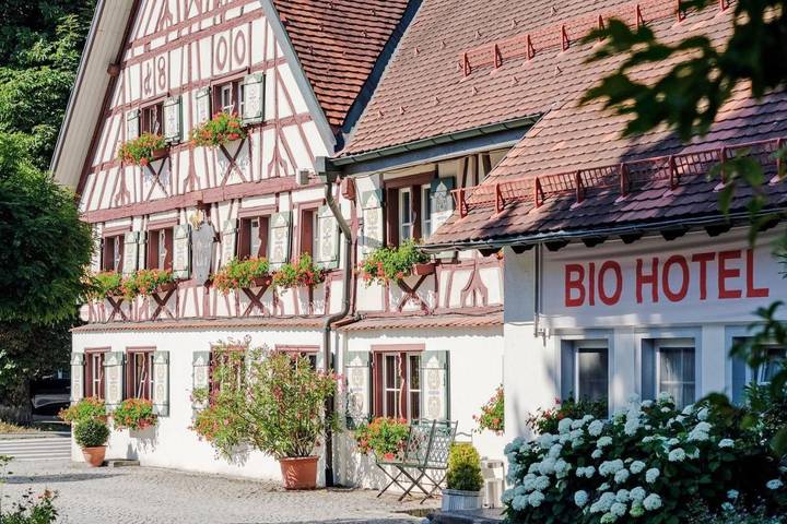Hotel für 3 Personen, mit Terrasse und Garten in Vogt