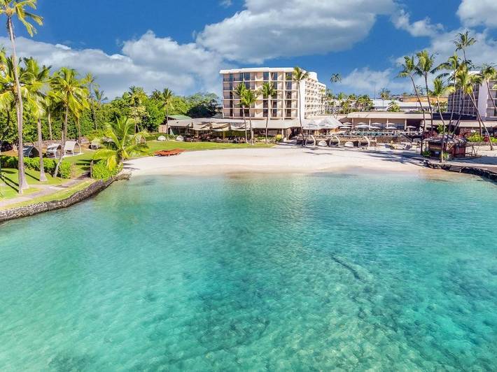 Hôtel pour 4 personnes, avec jardin ainsi que jacuzzi et piscine