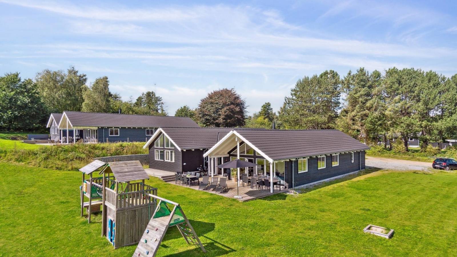 16-person pool house with activity room in Vejby Strand. in Vejby Strand, Vejby