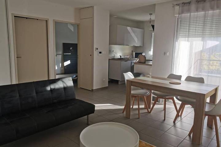 Appartement de vacances pour 3 personnes, avec terrasse, animaux acceptés
