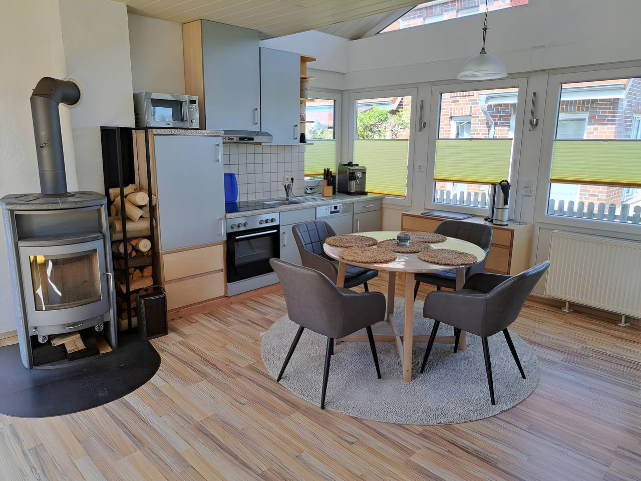 Ferienhaus 'Lotte' mit Meerblick, privater Terrasse und Wlan in Harlesiel, Landkreis Wittmund
