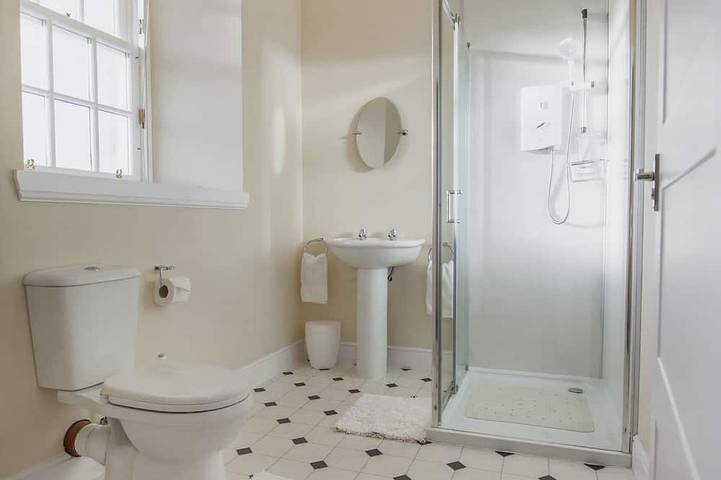 Castle Cottage - sleeps 6 guests  in 3 bedrooms in Lewis and Harris, Äußere Hebriden