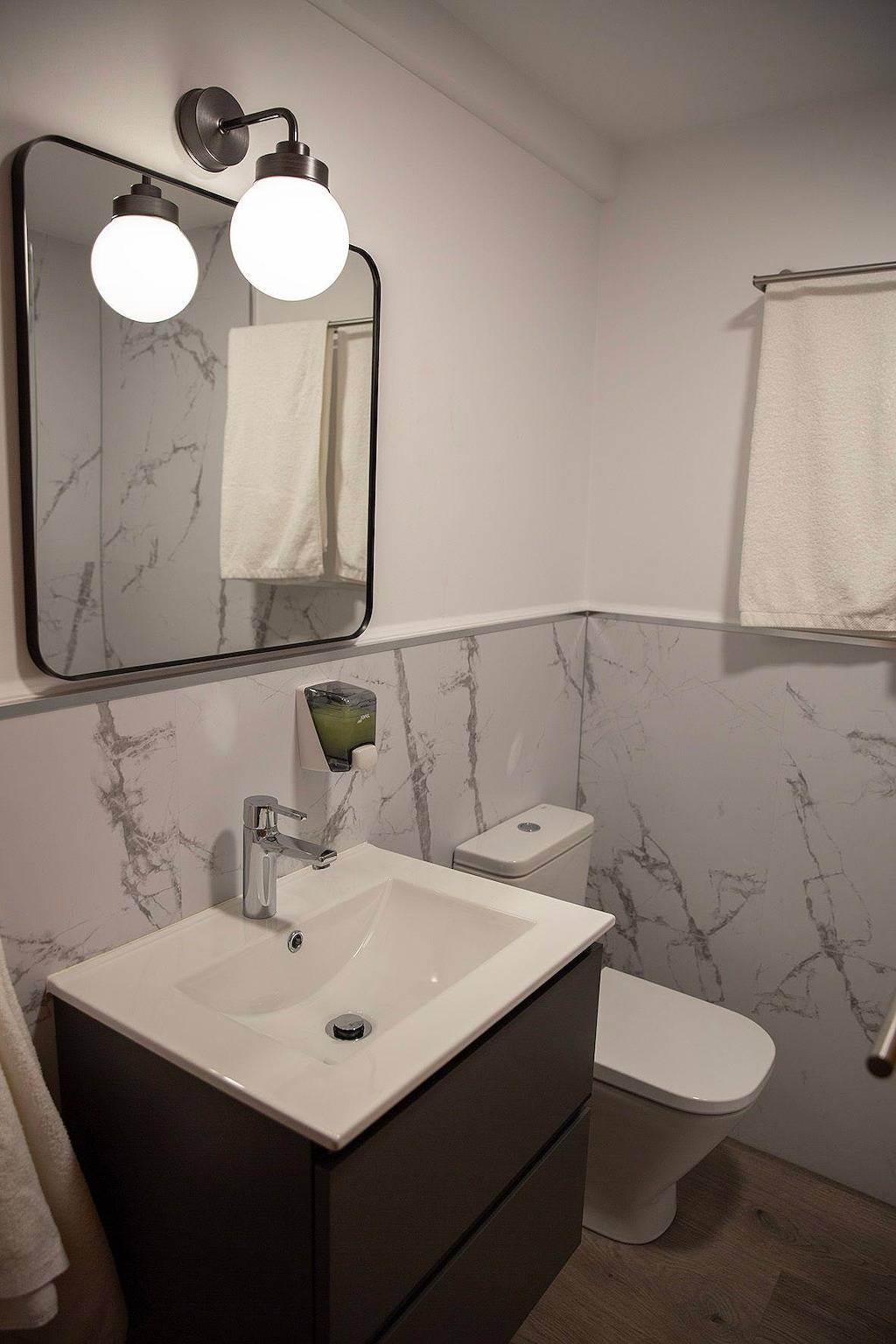 Apartamento vacacional entero, Apartamento turístico Coqueto Loft 101 in Santiago de Compostela, Provincia de La Coruña