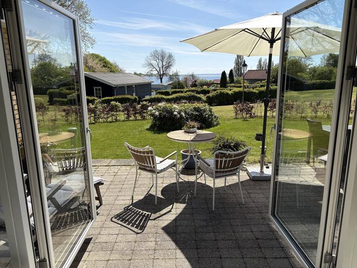 Ferienhaus für 4 Personen, mit Seeblick und Terrasse sowie Garten - 1