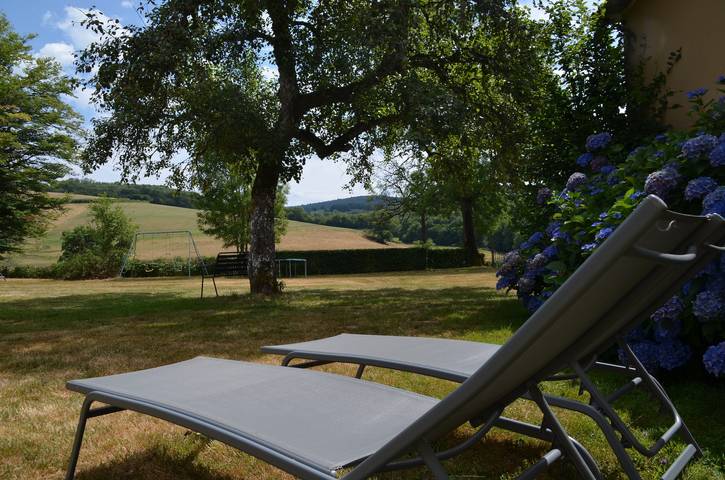 Gîte pour 4 personnes, avec piscine à Corancy - 2