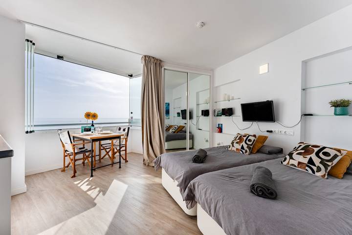 Apartamento entero, MalagaSuite Dolphin Beach in Fuengirola Centre, Fuengirola