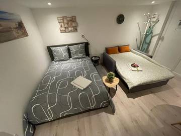 Gîte pour 4 personnes, avec jardin et terrasse à Villepinte