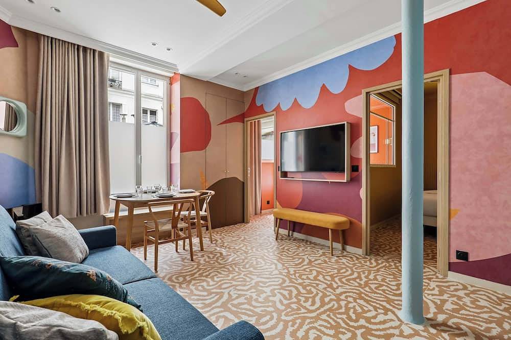 Ganze Wohnung, Stunning flat 2 bedrooms sleeps 6 Canal Saint-Martin in 10e Arrondissement, Paris