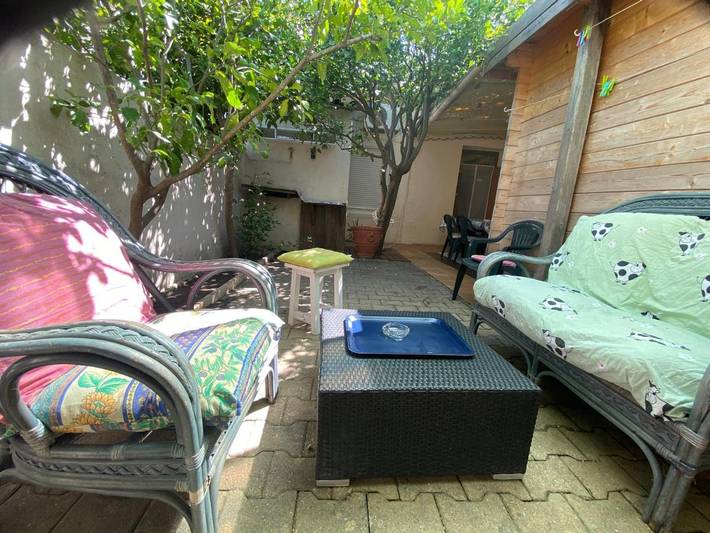 Location de vacances pour 6 personnes, avec jardin et vue à Brouilla - 2