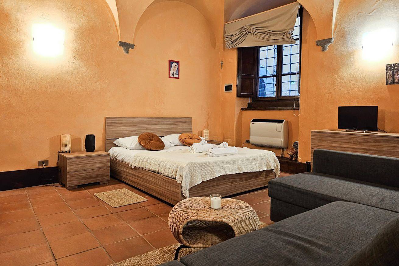 Appartamento intero, Casa Giovanna - Piazza San Michele Central Studio! in Lucca, Provincia di Lucca