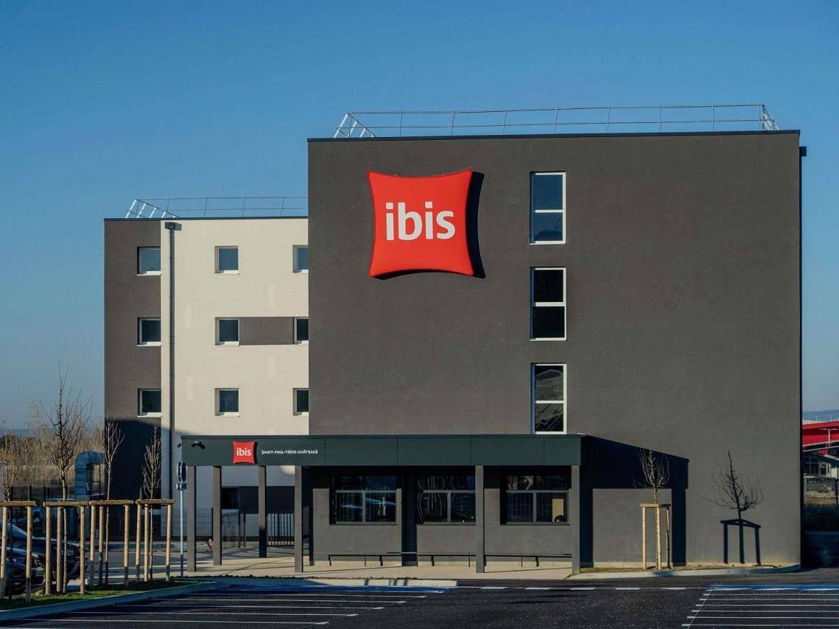 Ibis Saint Paul Trois Chateaux in Saint-Paul-Trois-Châteaux, Région de nyons
