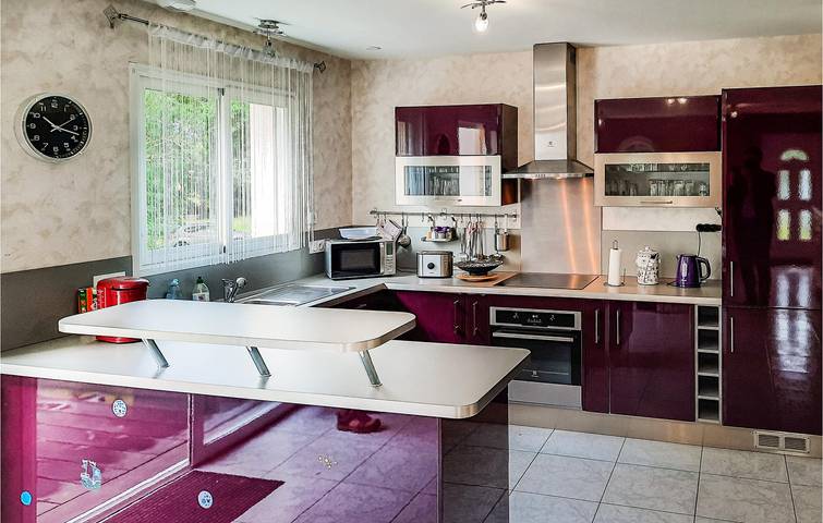 Location de vacances pour 4 personnes, avec terrasse à Saint-Michel-Chef-Chef - 2