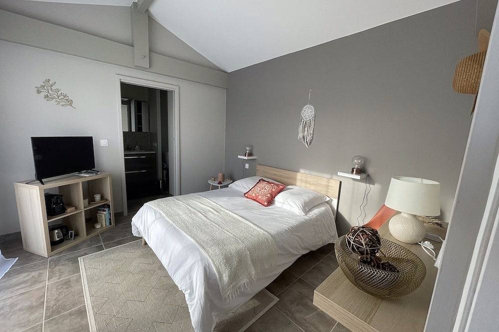 Relaxing villa in a quiet location in Azur Landes department in Azur, Dax region