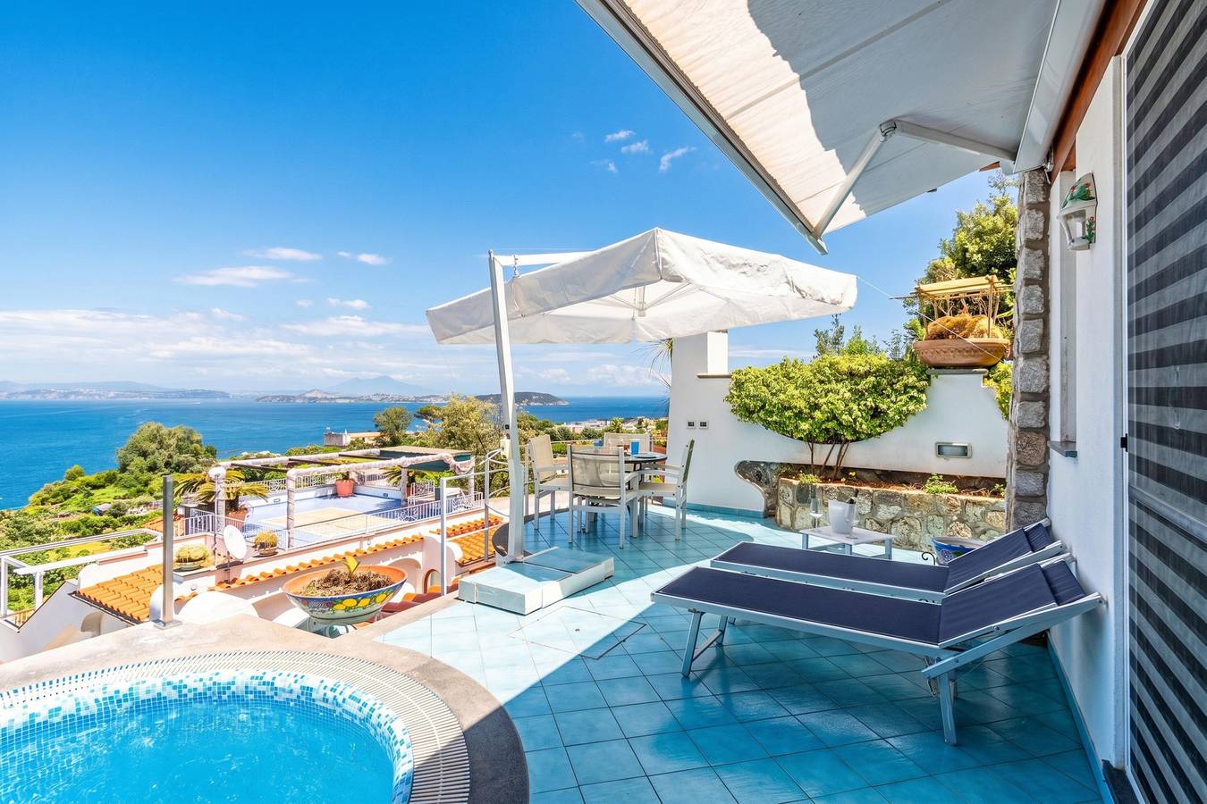 Ganze Wohnung, Dependance Castiglione With Pool And View in Casamicciola Terme, Ischia