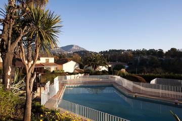 Ferienhaus für 4 Personen, mit Garten und Pool sowie Terrasse in Vence