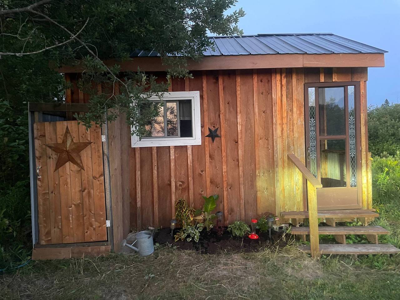 Glamping Fox Den Retreat in Ontario