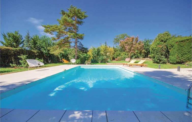 Location de vacances pour 5 personnes, avec jardin ainsi que piscine et terrasse, animaux acceptés à Fayence - 3