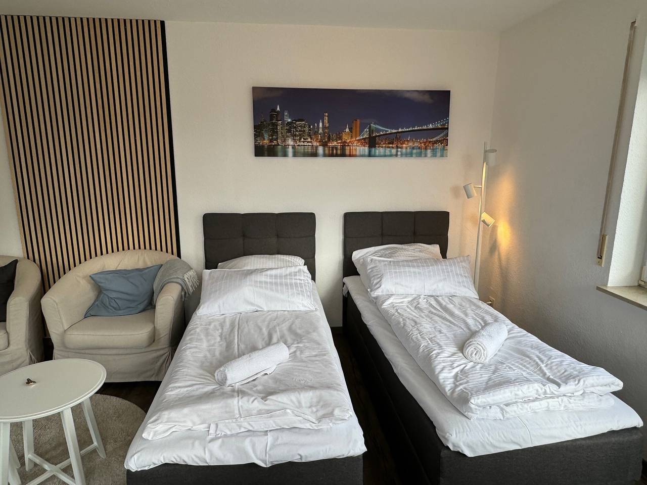 Ganze Wohnung, Nette kompakte Wohnung mit Balkon und Wlan in Pforzheim, Nordschwarzwald