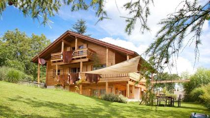 Ferienhaus für 4 Personen, mit Garten und Sauna sowie Pool und Balkon, mit Haustier in Landkreis Lindau