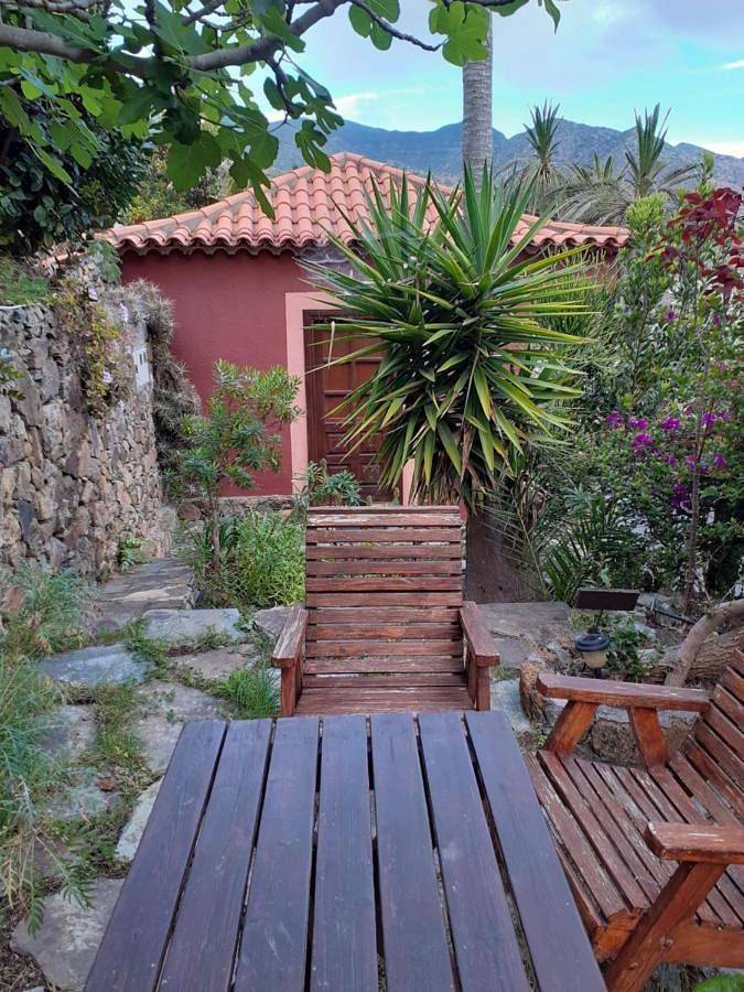 Casa rural para 5 personas, con vistas y jardín en Vallehermoso