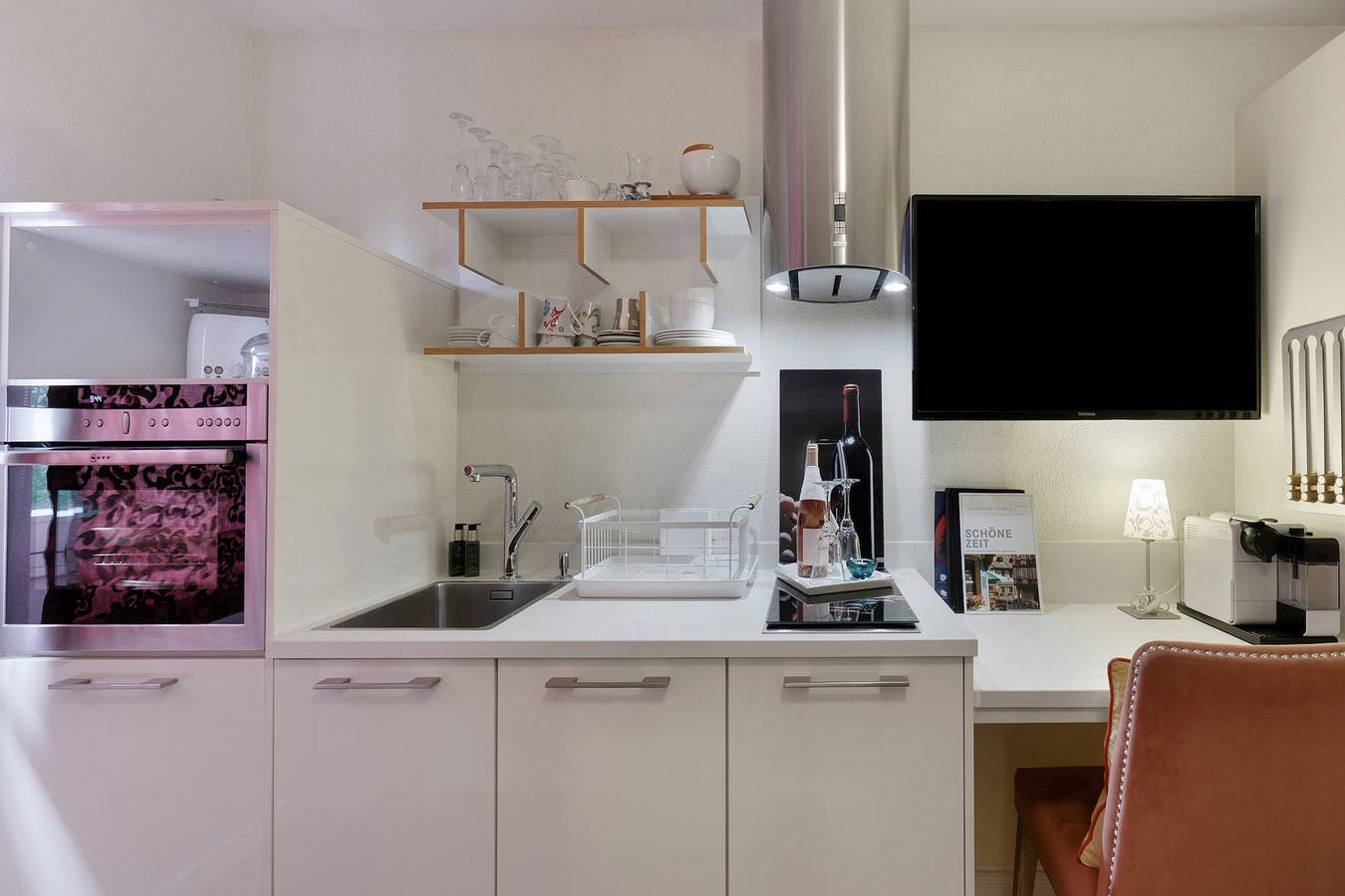 Ganze Wohnung, Ferienwohnung 'Mini Suite' mit Bergblick, privater Terrasse und Wi-Fi in Höchenschwand, Südschwarzwald