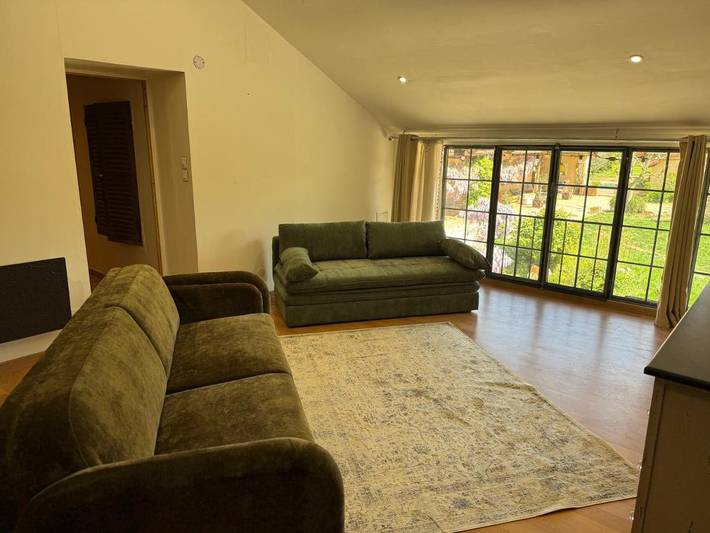 Location de vacances pour 7 personnes, avec Jacuzzi ainsi que Terrasse et Jardin à Biziat - 4