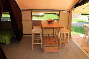 Tente pour 4 Personnes dans Thégra, Parc Naturel Régional des Causses du Quercy, Photo 4