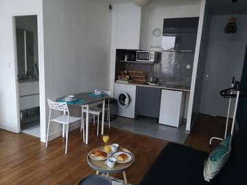 Holiday Apartment for 2 People in Orléans, Orléans region, Photo 2