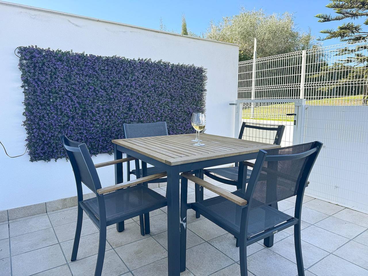 Casa adosada de alto nivel en zona residencial con piscina compartida in La Fontanilla, Conil de la Frontera