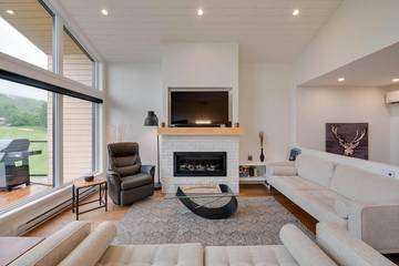 Gîte pour 8 personnes, avec sauna et jacuzzi ainsi que piscine et balcon à Beaupré